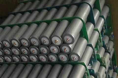 哈尔滨高价回收索兰图电池|废电池回收厂家加盟