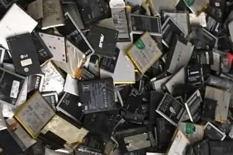 玉溪蓄电池回收多少钱|回收旧电池片